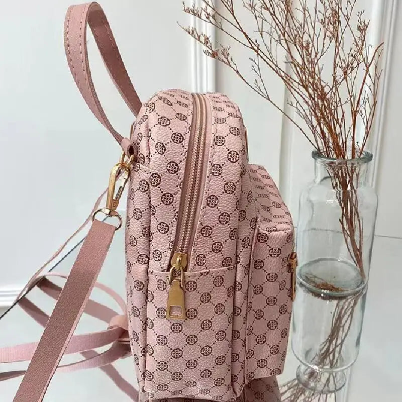 Mochila Fashion e Fácil de Combinar - Estilo e Versatilidade para Suas Aventuras!