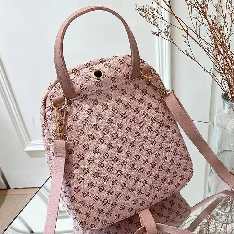 Mochila Feminina Clássica - Estilo e Conforto para Todas as Ocasiões!